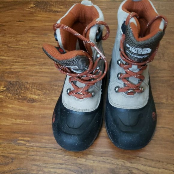 The North Face Waterproof H.O.T heatshield Youth Hiking Boots Size 13 - Picture 1 of 12